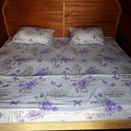 Prenociste Vitas Bed & Breakfast Miljevina Exterior photo