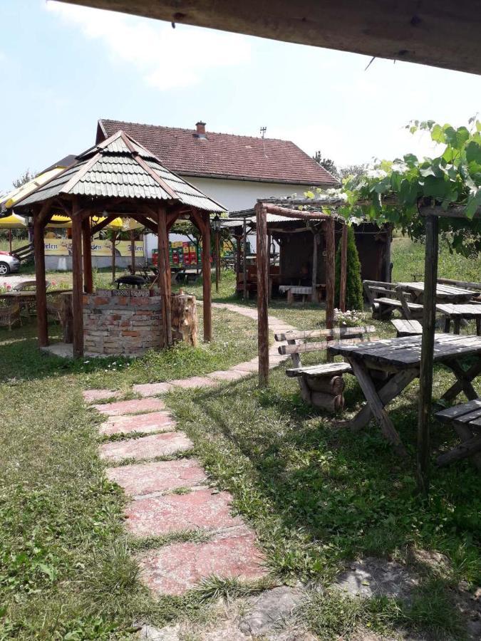 Prenociste Vitas Miljevina Exterior photo